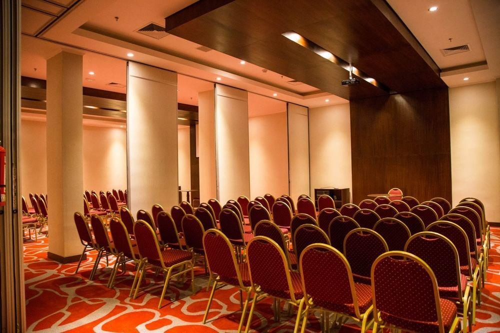 Carnaval Hotel Casino Encarnación Dış mekan fotoğraf The ballroom